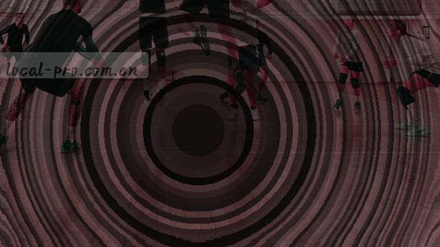 图纸上的箭头指向下一个工位，传递着明确指令。